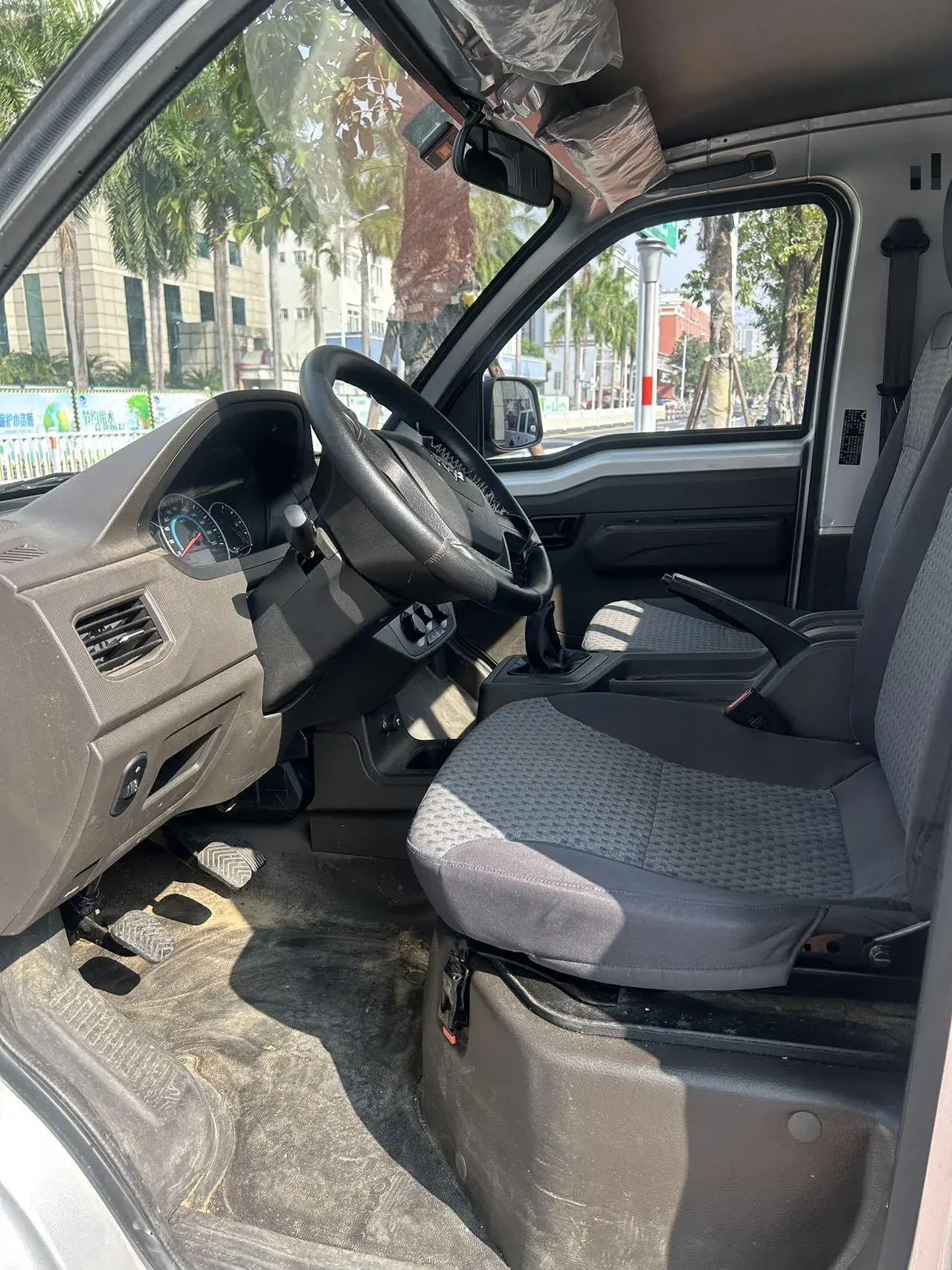 2023 WULING RONGGUANG thumbnail 4