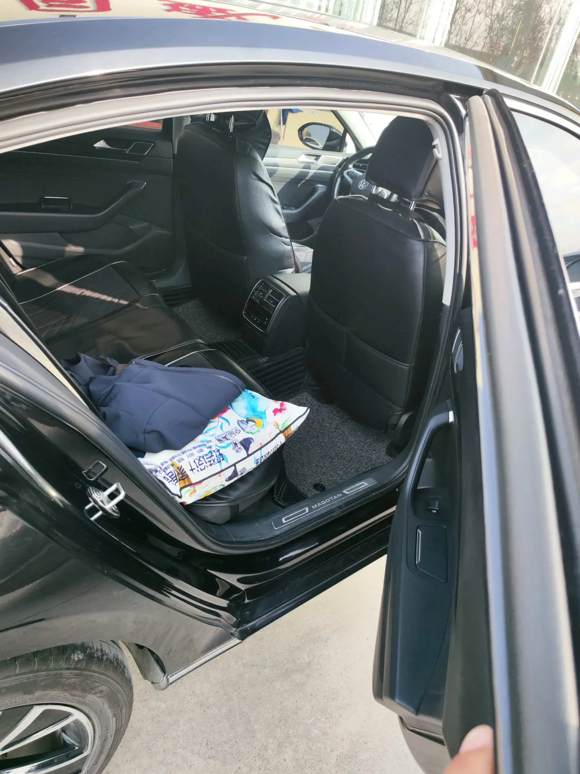 2020 VOLKSWAGEN MAGOTAN thumbnail 2