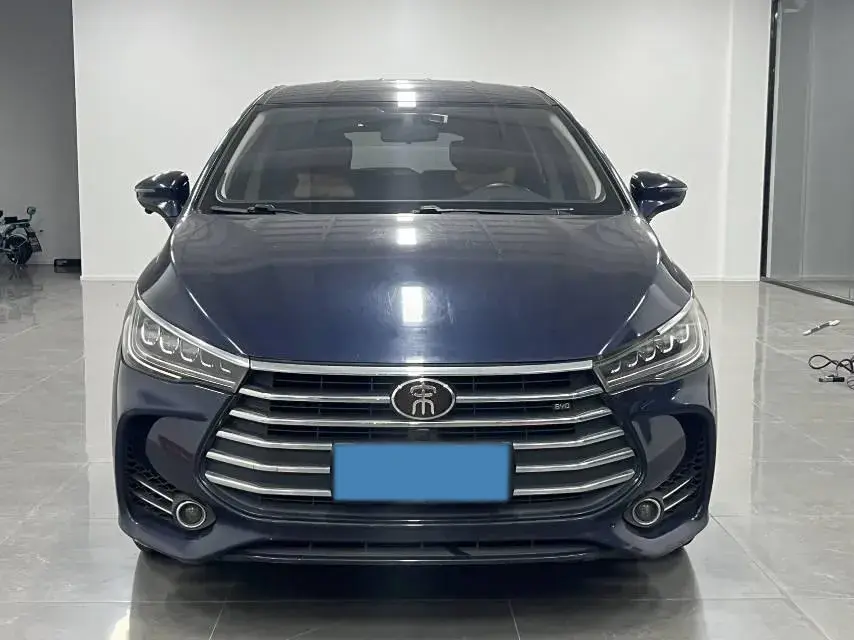 2018 BYD SONG thumbnail 2