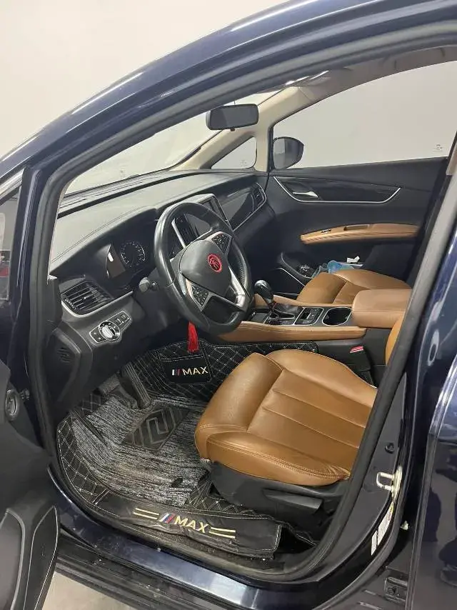 2018 BYD SONG thumbnail 4