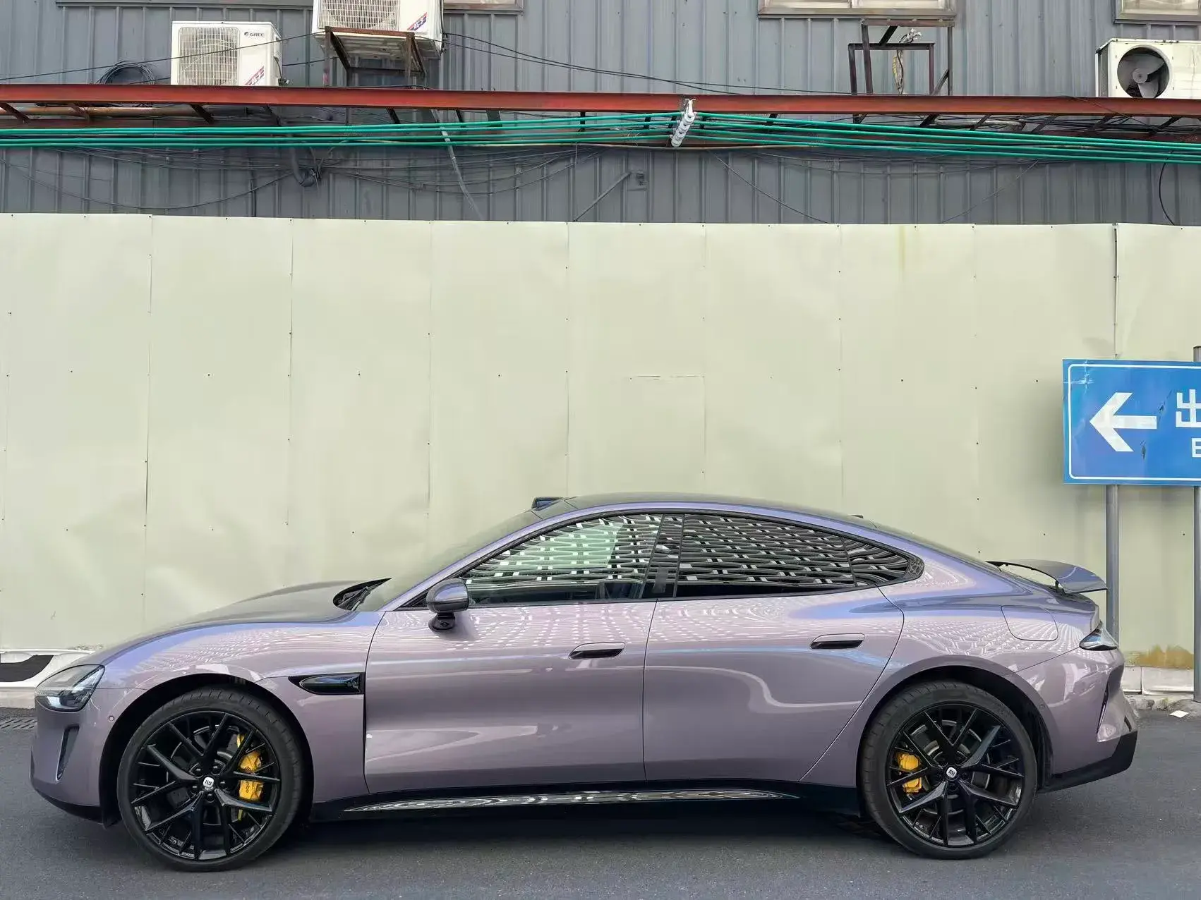 2024 MI SU7 thumbnail 2