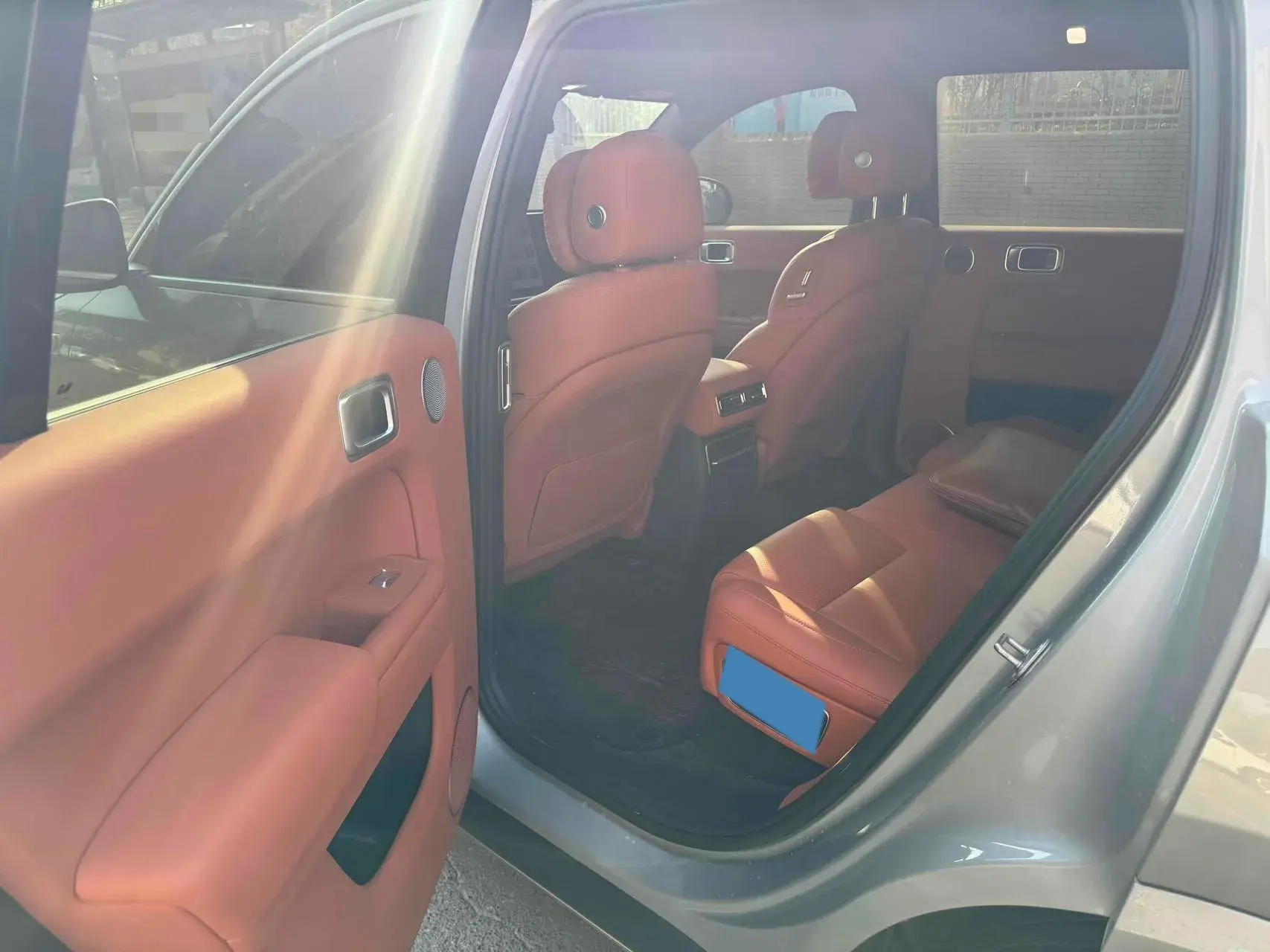 2023 LI L7 thumbnail 4