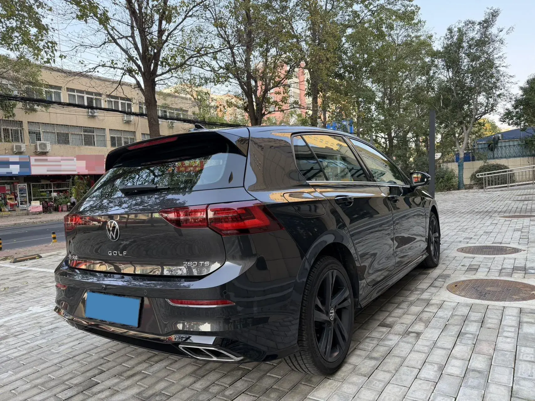 2021 VOLKSWAGEN GOLF thumbnail 4