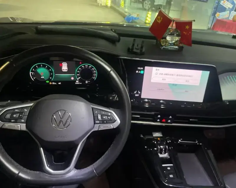 2021 VOLKSWAGEN TALAGON thumbnail 4