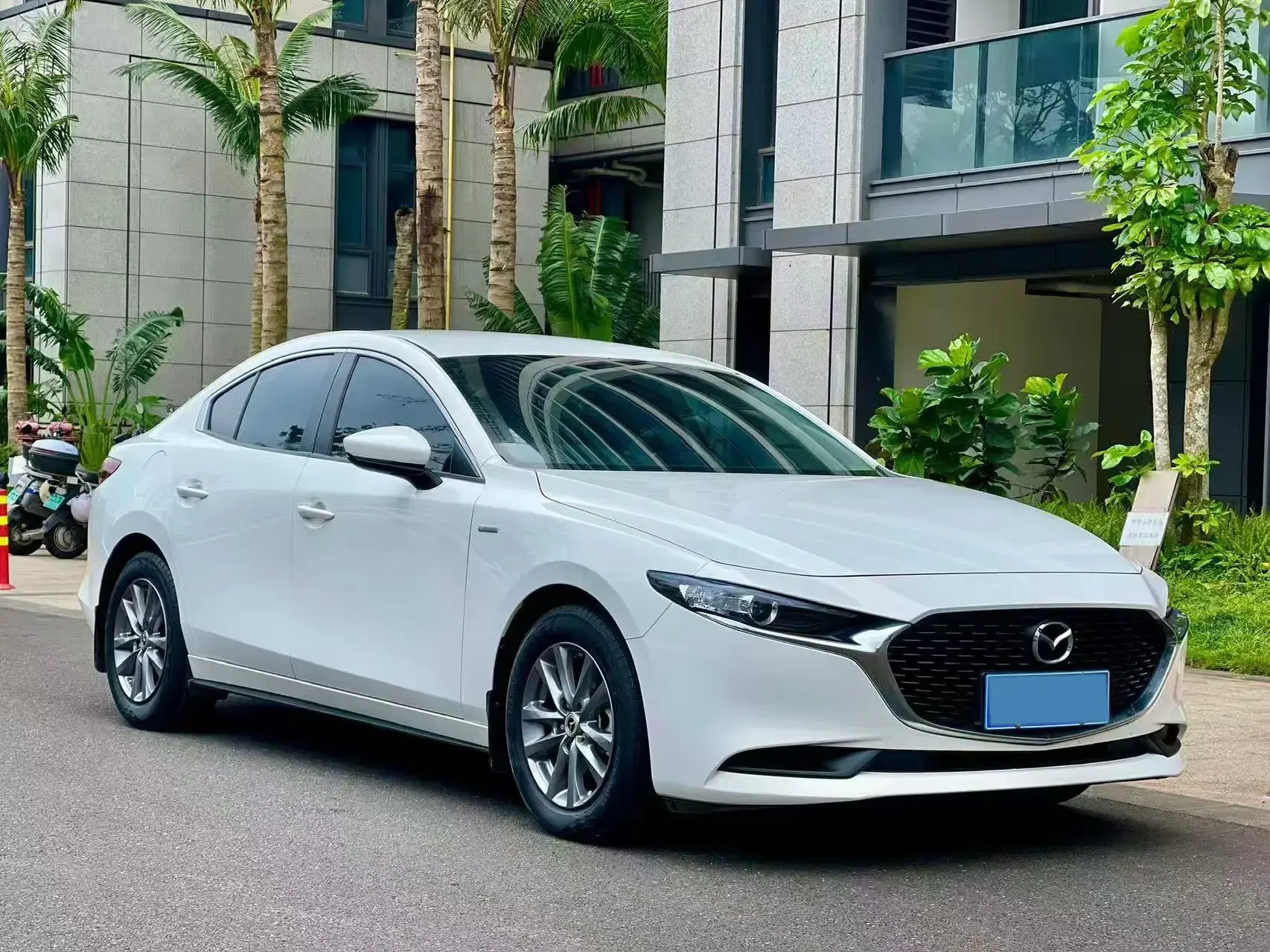 2020 MAZDA 3 thumbnail 3