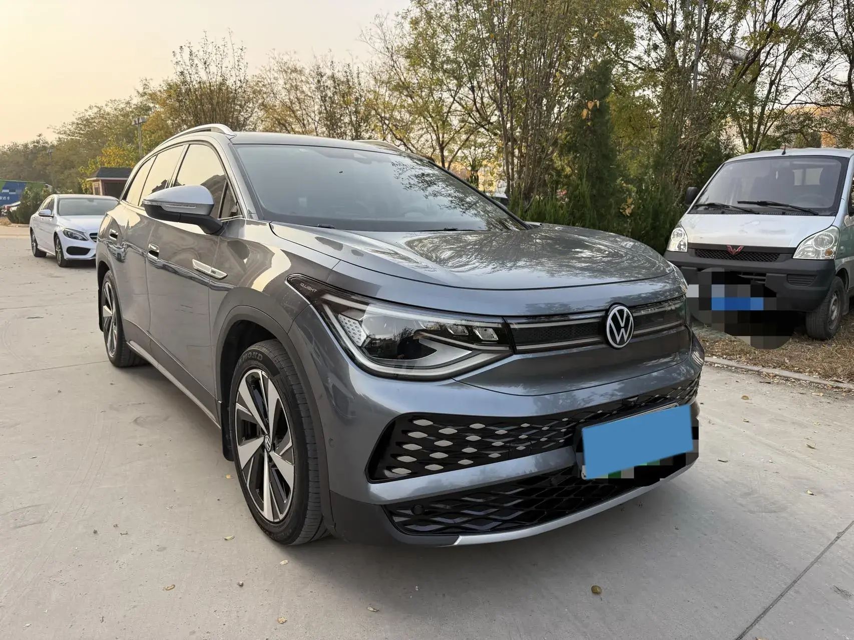 2022 VOLKSWAGEN ID.6 thumbnail 2