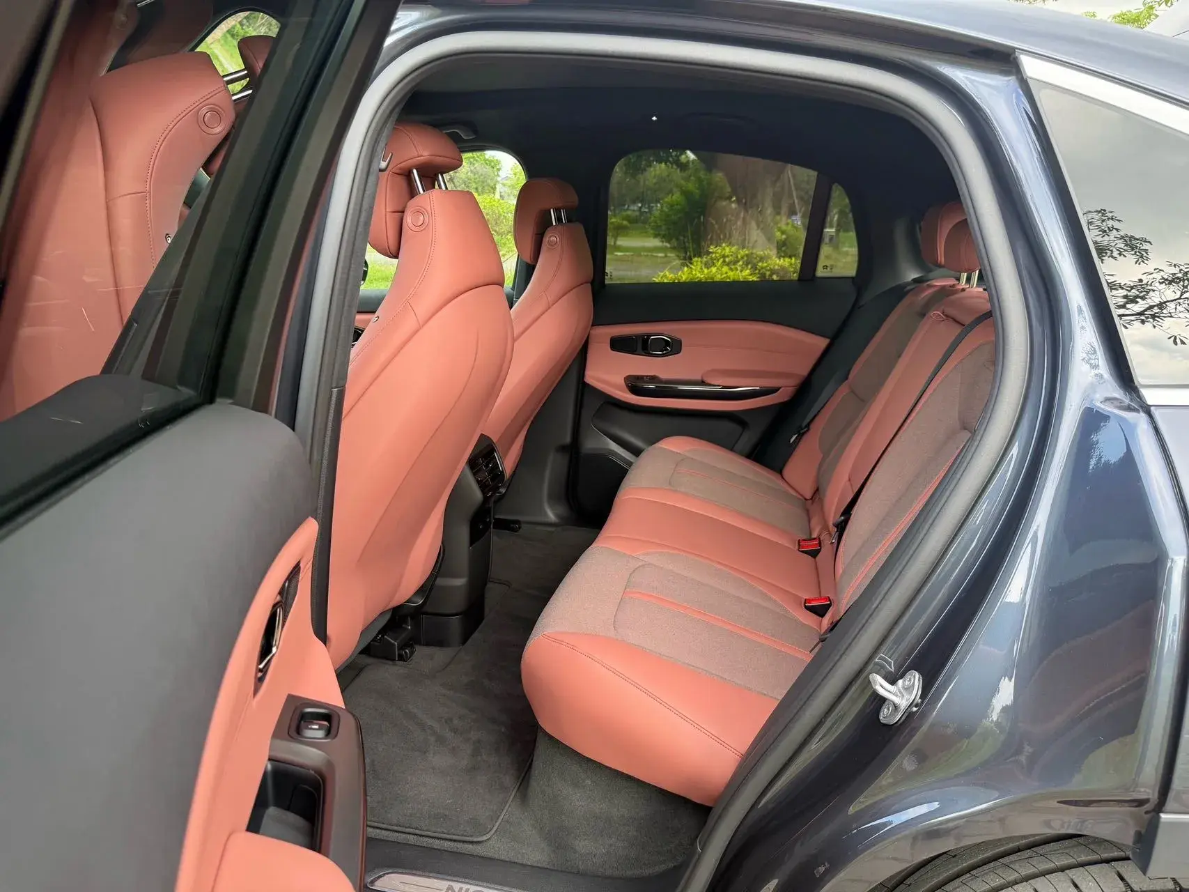 2020 NIO EC6 thumbnail 4