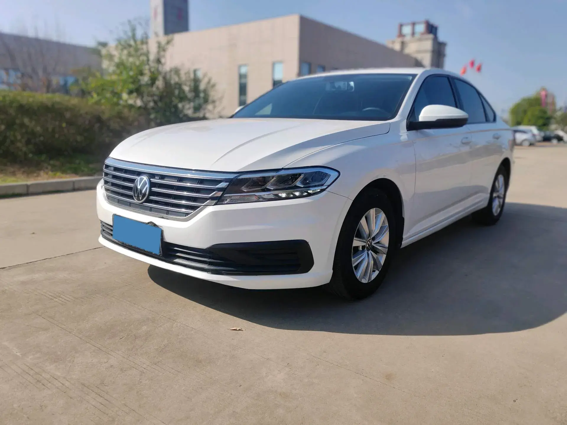 2022 VOLKSWAGEN LAVIDA view 1