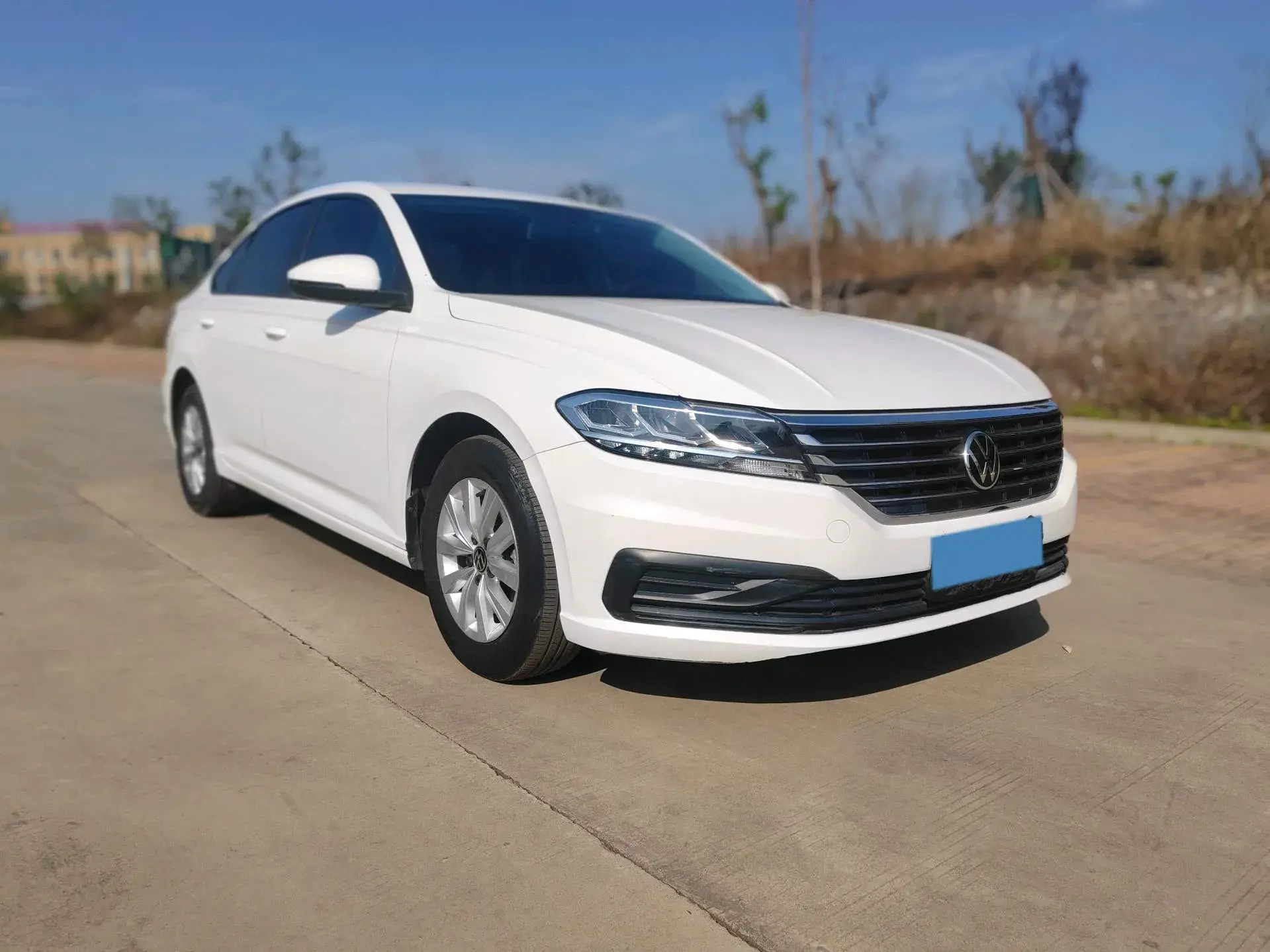 2022 VOLKSWAGEN LAVIDA thumbnail 3