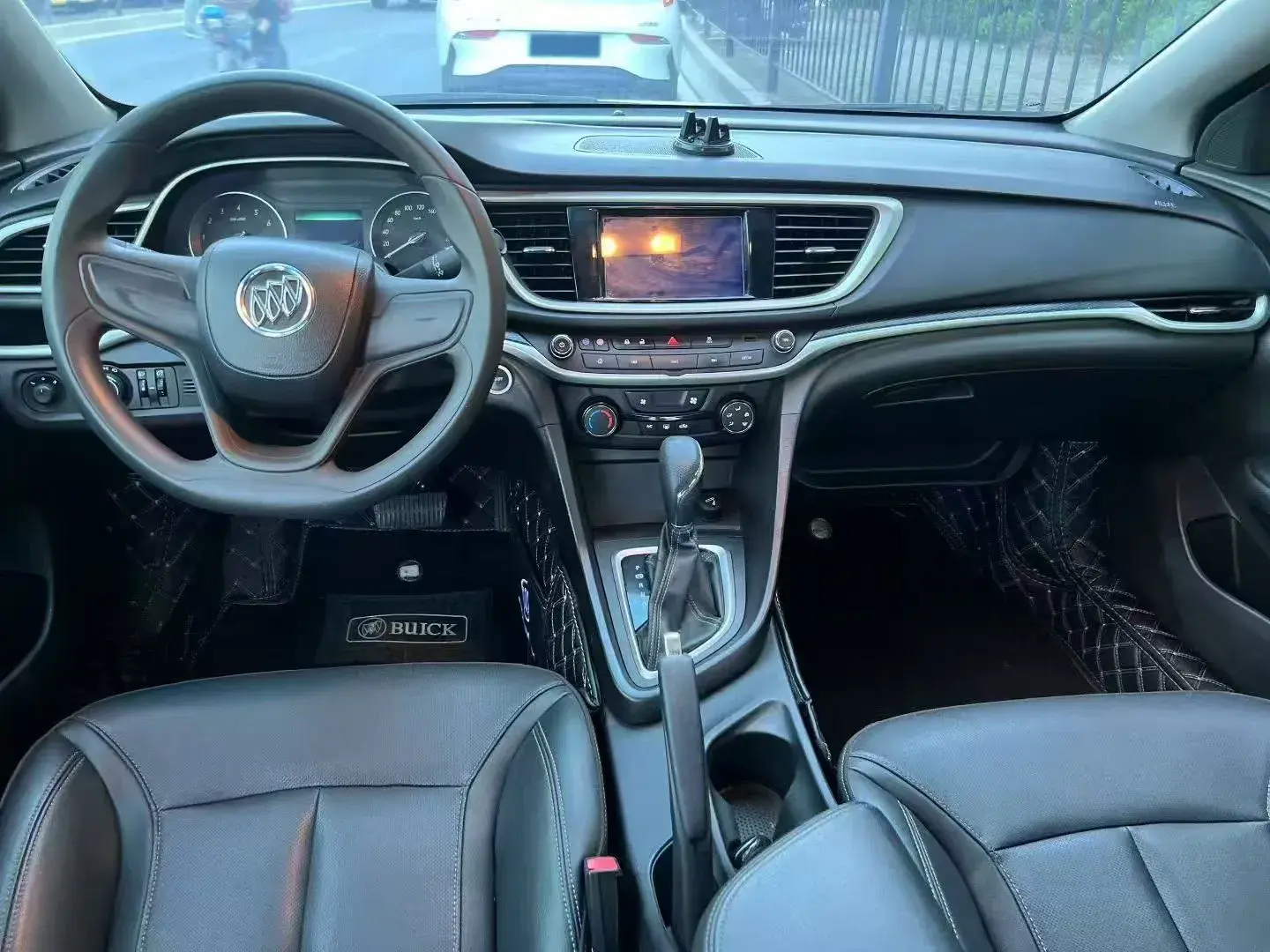 2021 BUICK EXCELLE thumbnail 2
