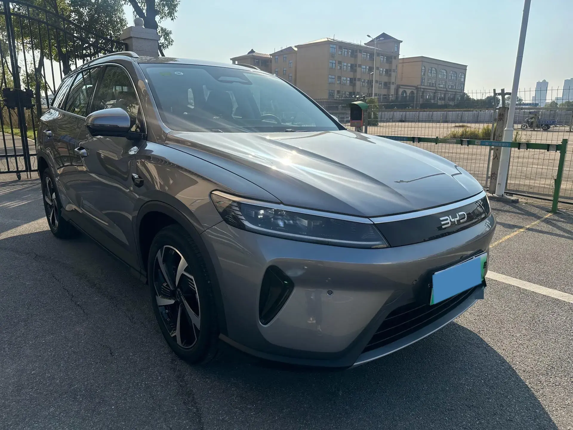 2025 BYD SEA thumbnail 3