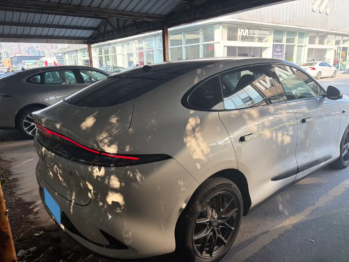 2025 IM LS6 BEV 75KWH,autocango,china used car exporter,china ev exporter,chinese used car exporter,chinese used ev exporter
