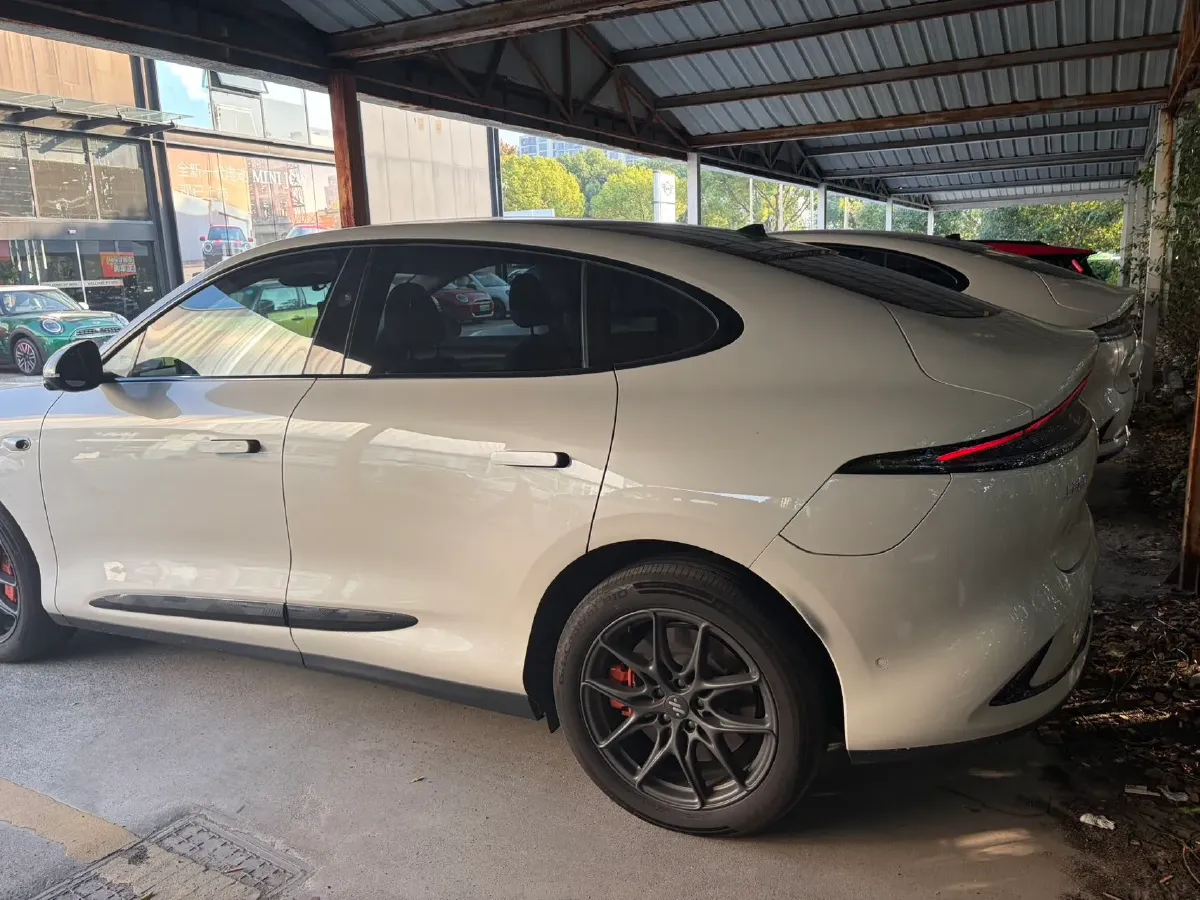 2025 IM LS6 BEV 75KWH,autocango,china used car exporter,china ev exporter,chinese used car exporter,chinese used ev exporter