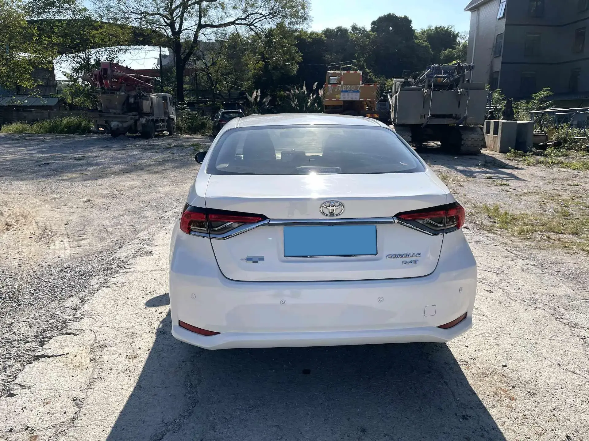 2019 TOYOTA COROLLA thumbnail 4