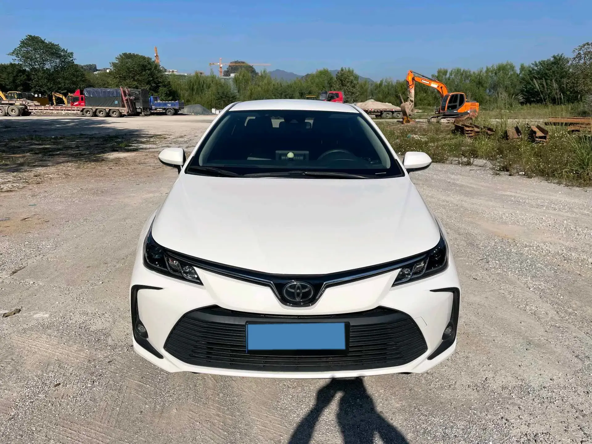 2019 TOYOTA COROLLA thumbnail 2