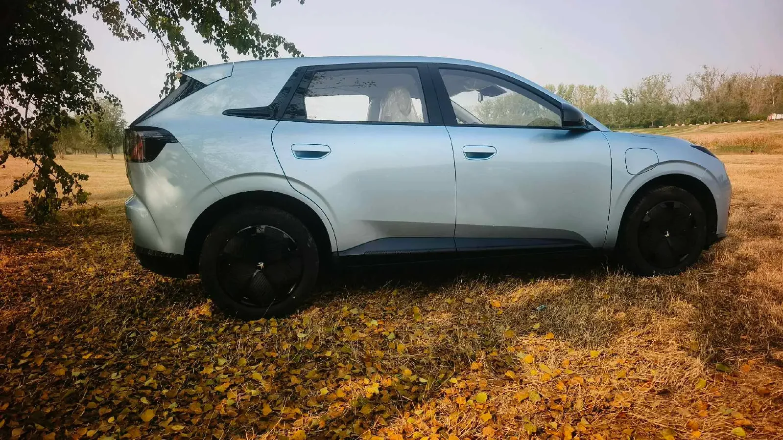 2025 ARCFOX T1 BEV,autocango,china used car exporter,china ev exporter,chinese used car exporter,chinese used ev exporter