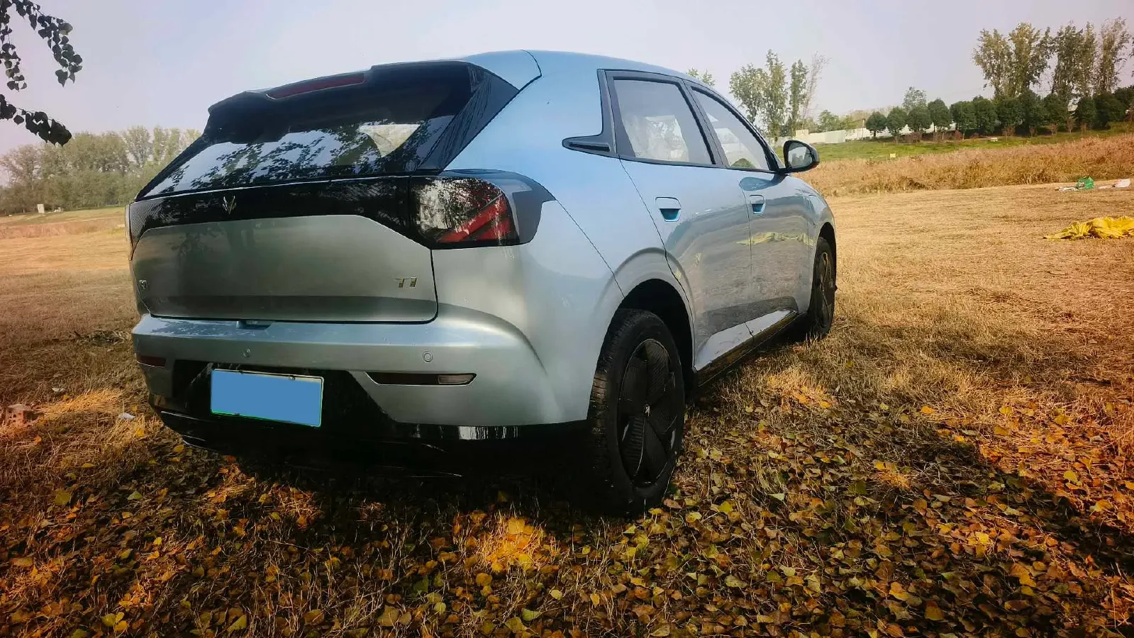 2025 ARCFOX T1 BEV,autocango,china used car exporter,china ev exporter,chinese used car exporter,chinese used ev exporter