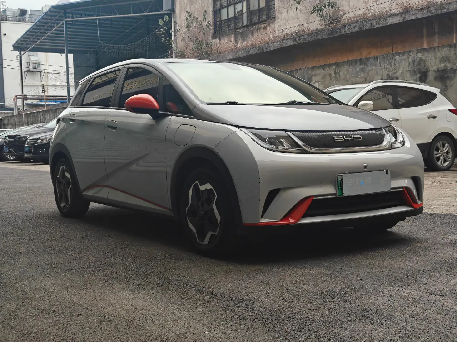 2021 BYD DOLPHIN thumbnail 2