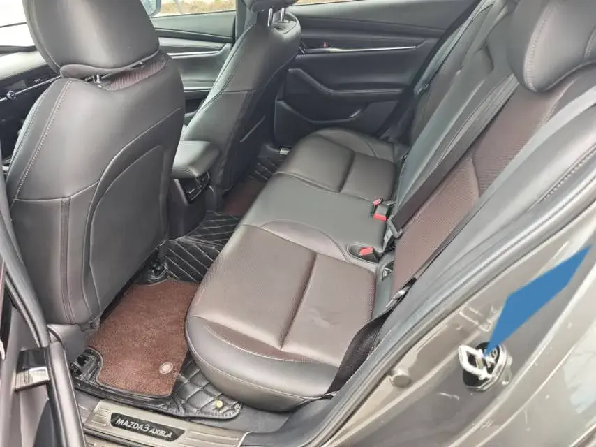 2020 MAZDA 3 thumbnail 4