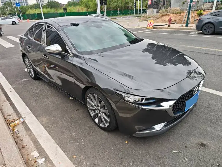 2020 MAZDA 3 thumbnail 2