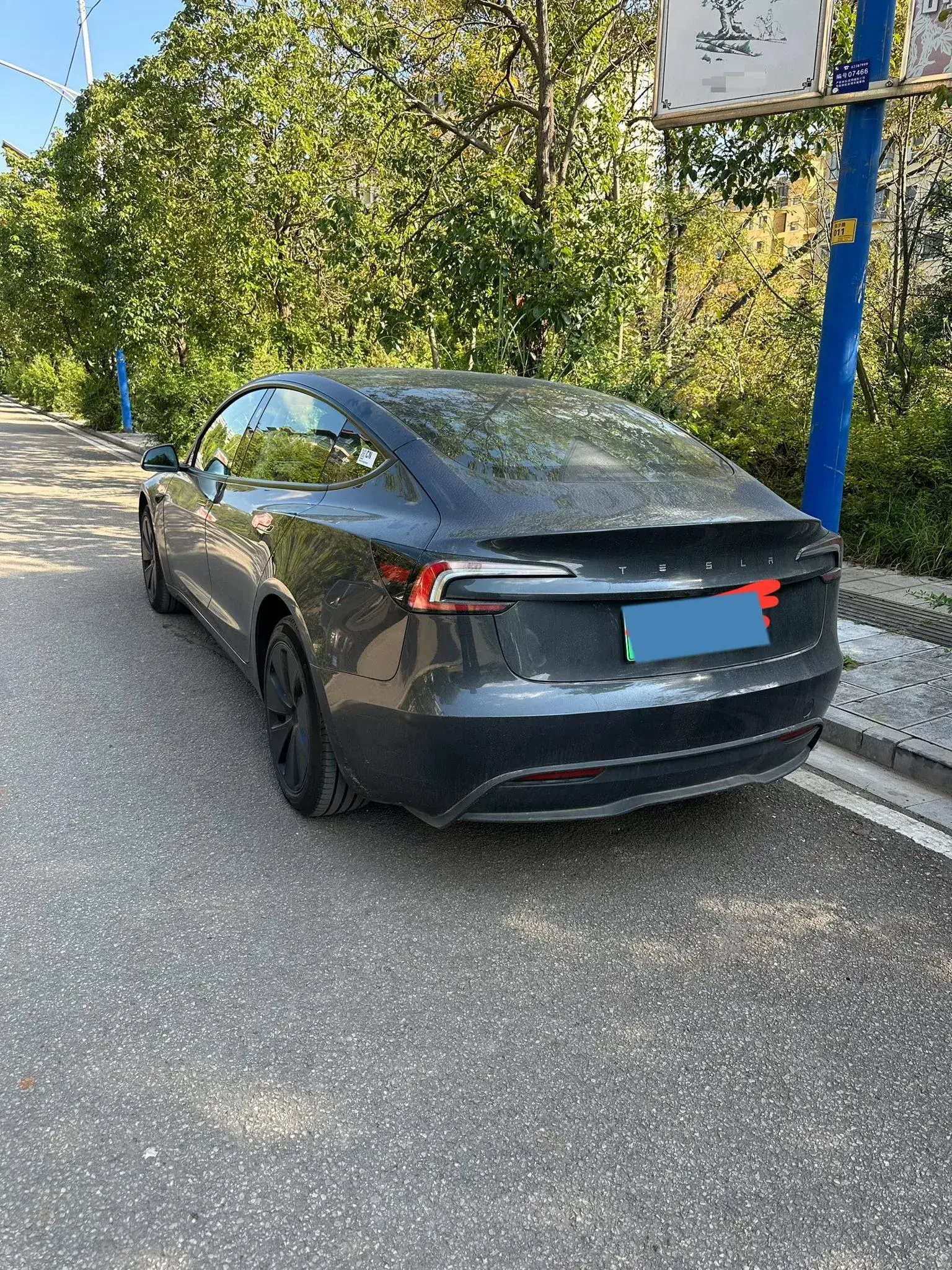 2023 TESLA MODEL thumbnail 4