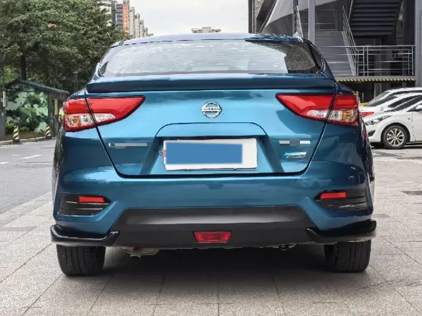 2019 NISSAN BLUEBIRD thumbnail 2