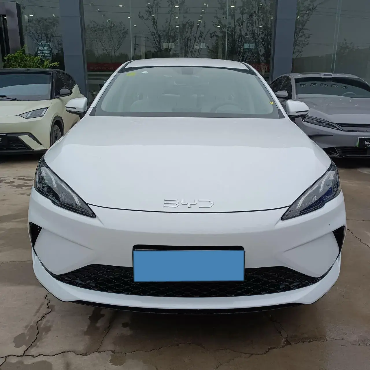 2025 BYD SEAL05 thumbnail 2