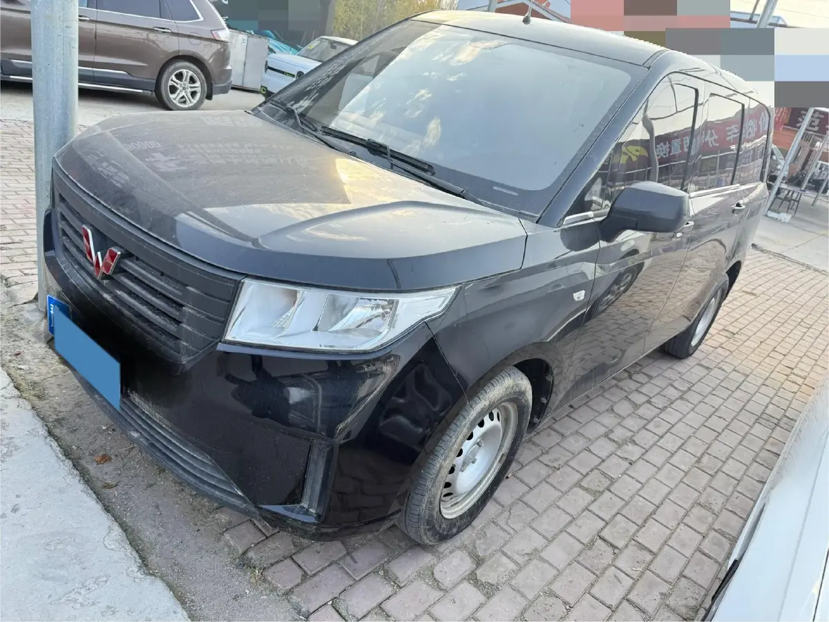 2019 WuLing HongGuang Plus 1.5T 147HP L4 6MT