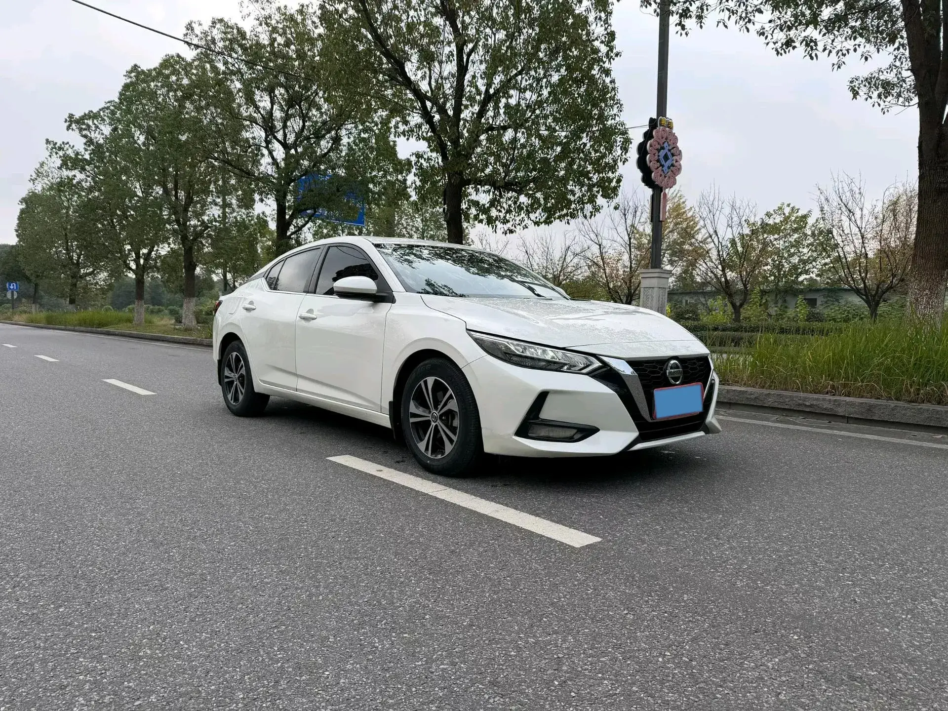 2021 NISSAN SYLPHY thumbnail 3