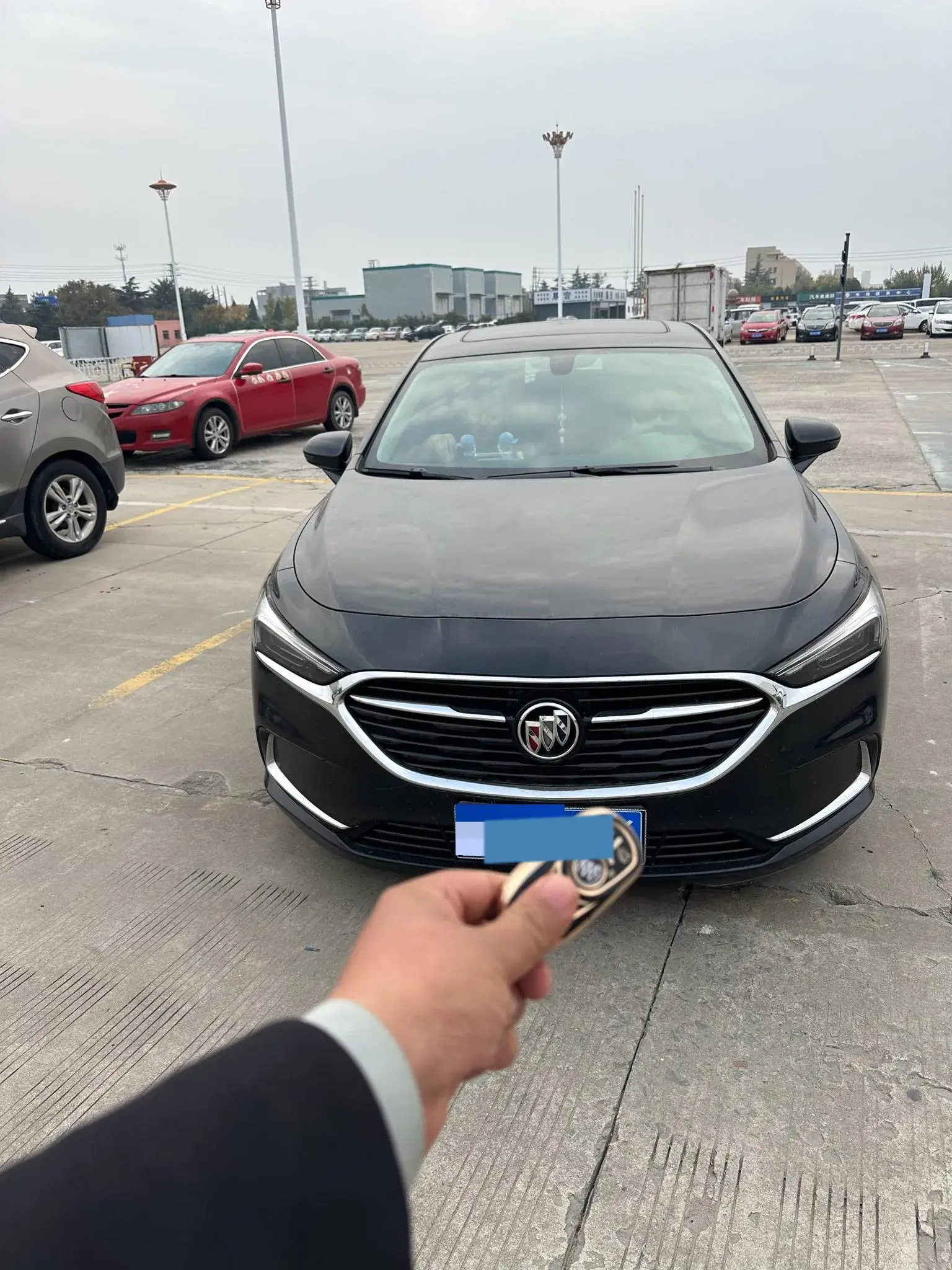 2021 BUICK LARCOSSE thumbnail 2