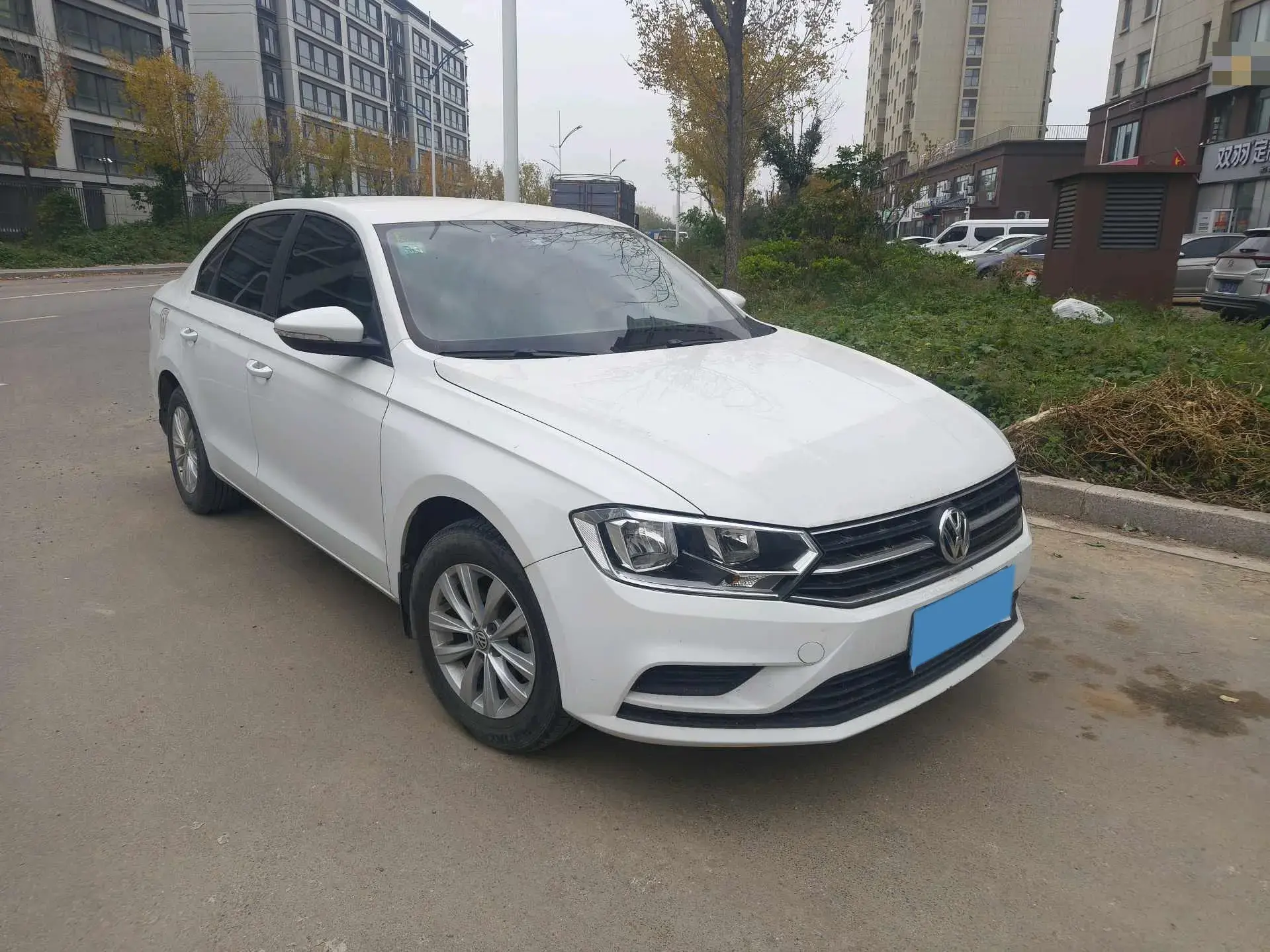 2018 VOLKSWAGEN BORA thumbnail 2