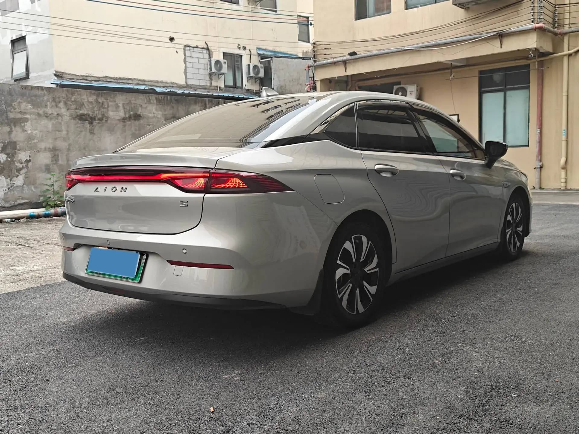 2020 AION S thumbnail 4