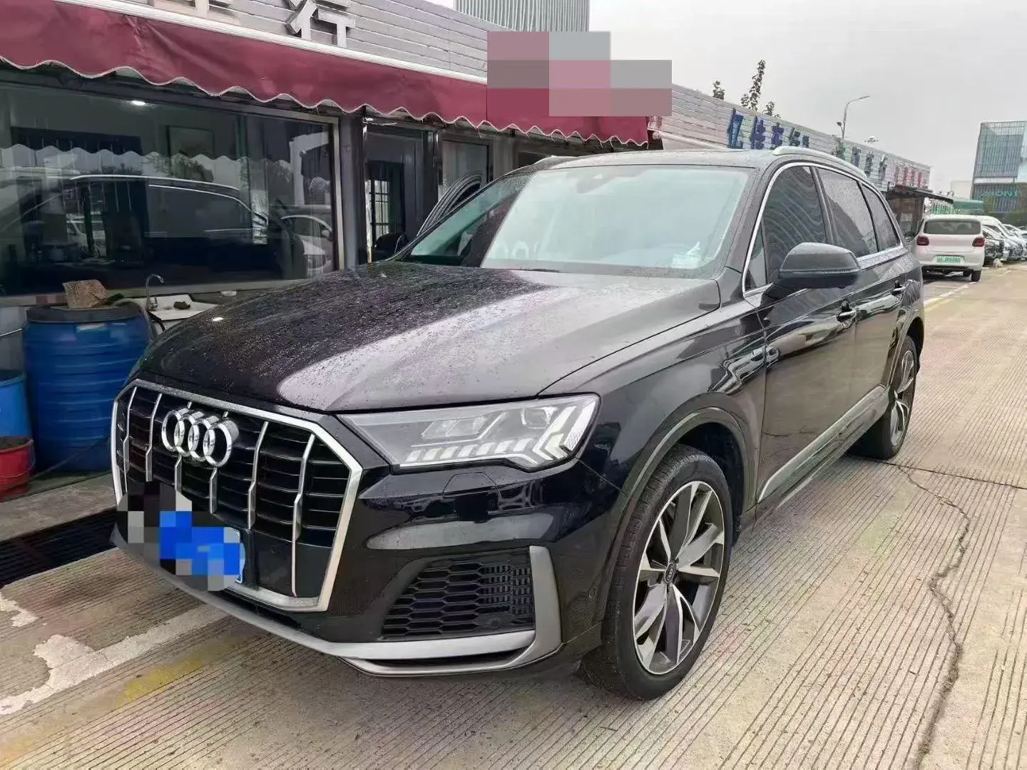 2023 AUDI Q7 view 1