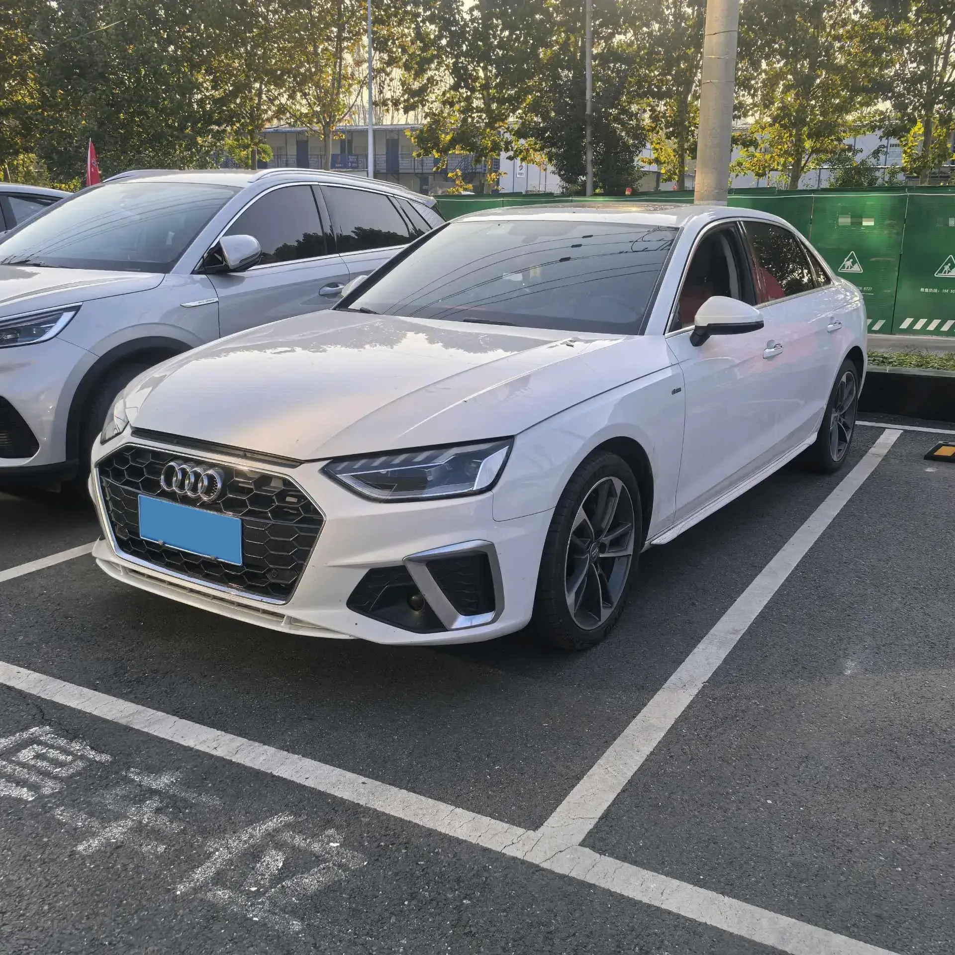 2020 AUDI A4L view 1