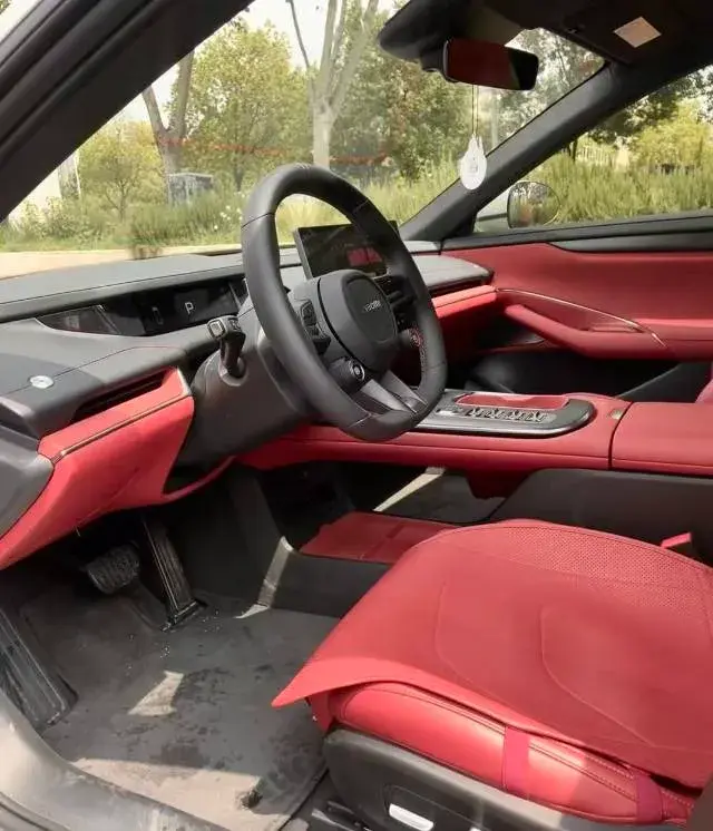 2024 MI SU7 thumbnail 2