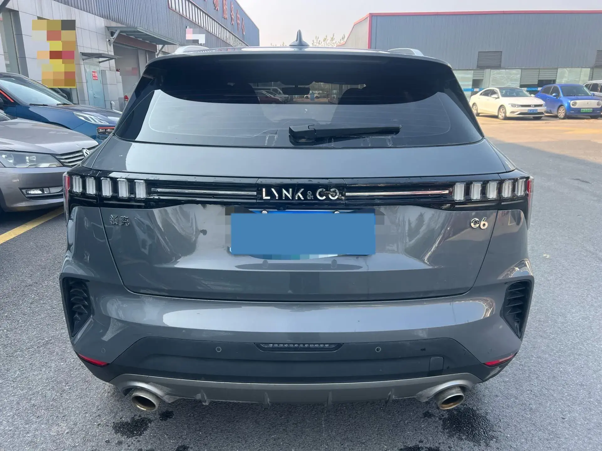 2023 LYNK&CO 06 thumbnail 3