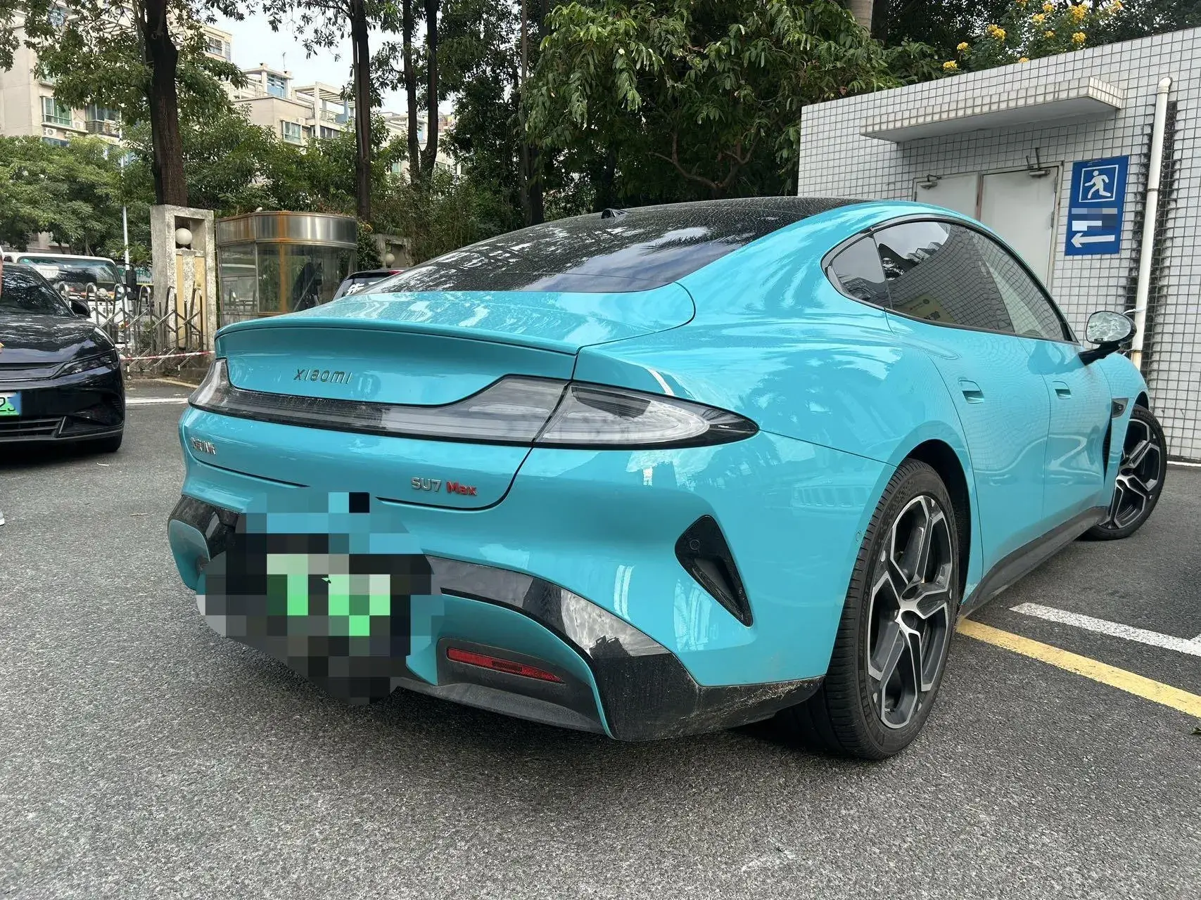 2024 MI SU7 thumbnail 4