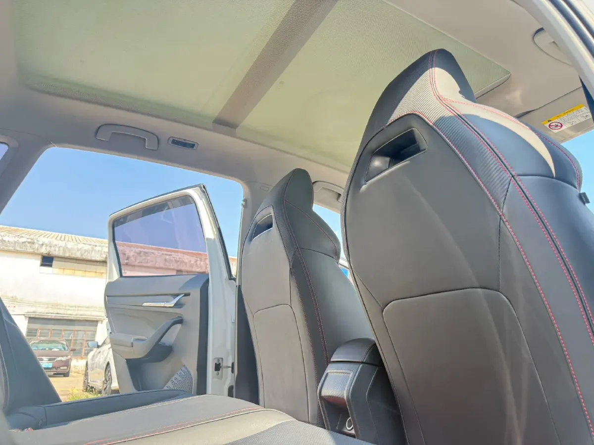 2021 Skoda Kamiq 1.5L 112HP L4 6AT,autocango,china used car exporter,china ev exporter,chinese used car exporter,chinese used ev exporter