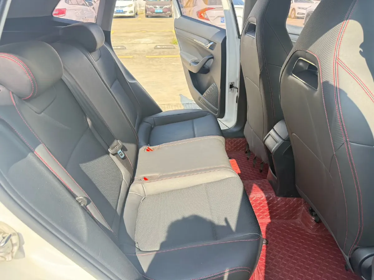 2021 Skoda Kamiq 1.5L 112HP L4 6AT,autocango,china used car exporter,china ev exporter,chinese used car exporter,chinese used ev exporter