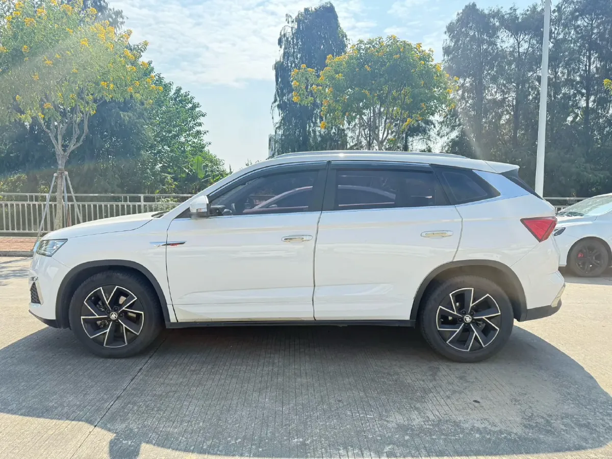 2021 Skoda Kamiq 1.5L 112HP L4 6AT,autocango,china used car exporter,china ev exporter,chinese used car exporter,chinese used ev exporter