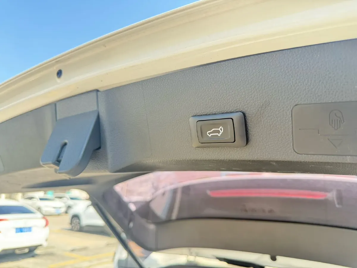 2021 Skoda Kamiq 1.5L 112HP L4 6AT,autocango,china used car exporter,china ev exporter,chinese used car exporter,chinese used ev exporter