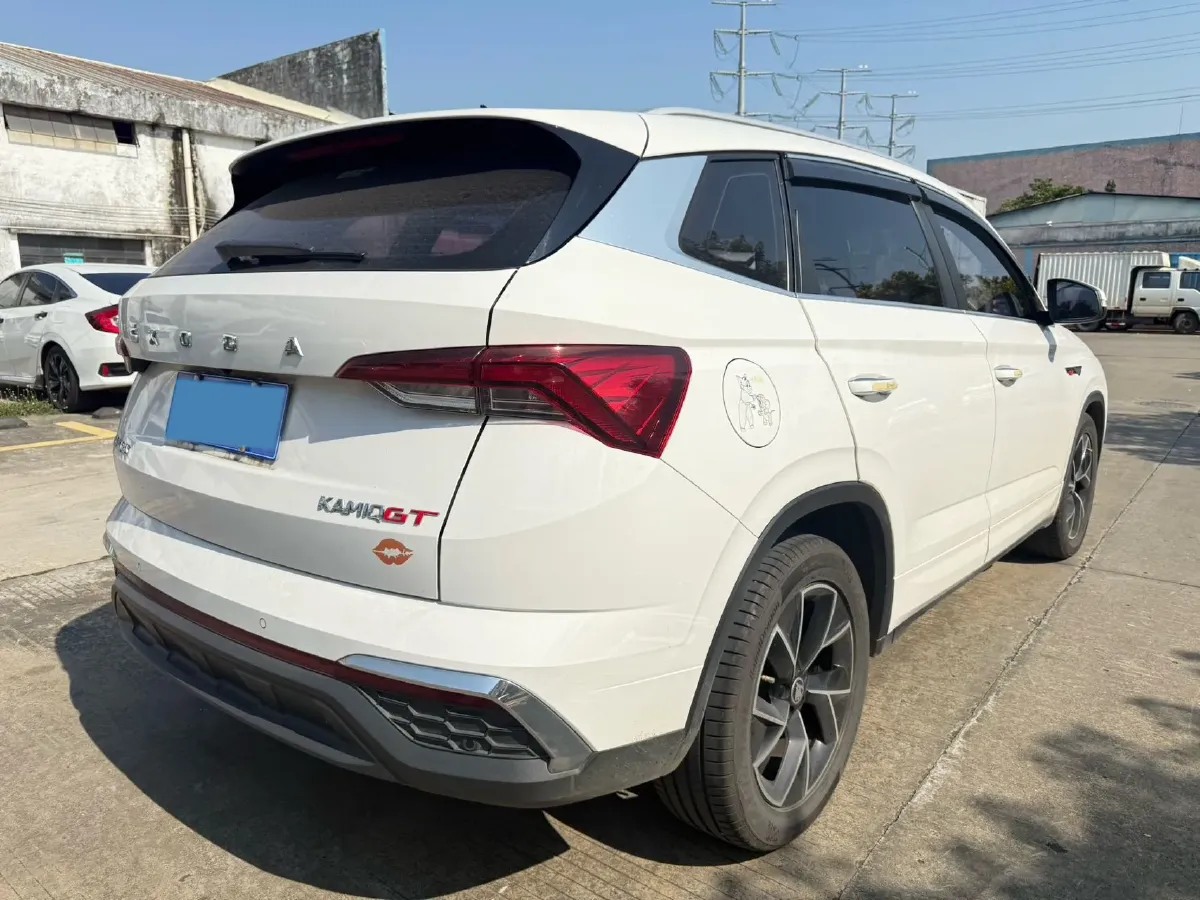 2021 Skoda Kamiq 1.5L 112HP L4 6AT,autocango,china used car exporter,china ev exporter,chinese used car exporter,chinese used ev exporter