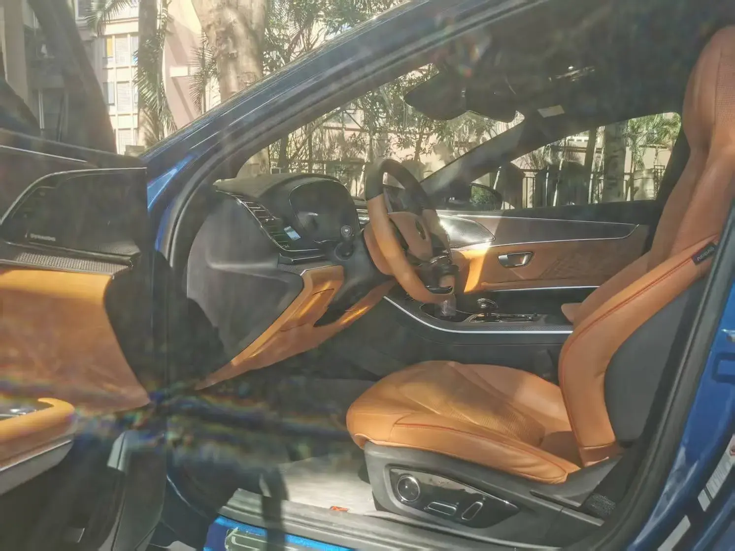 2022 BYD HAN thumbnail 2