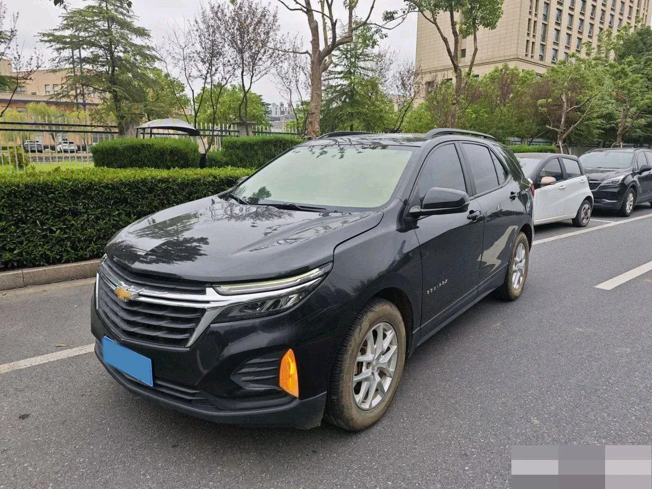 2021 CHEVROLET EQUINOX view 1