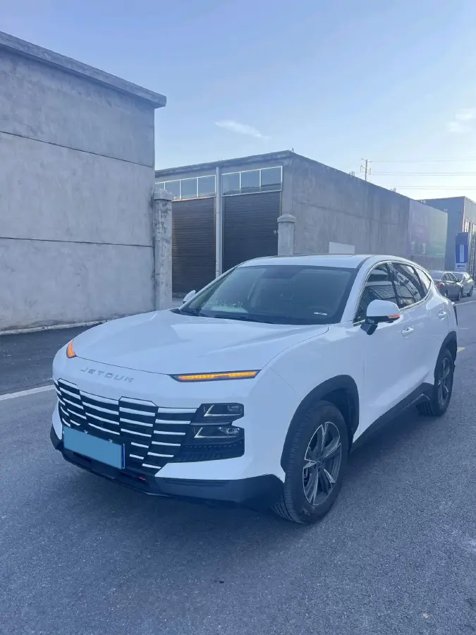 2024 Jetour DASHING 1.5T 156HP L4 6DCT