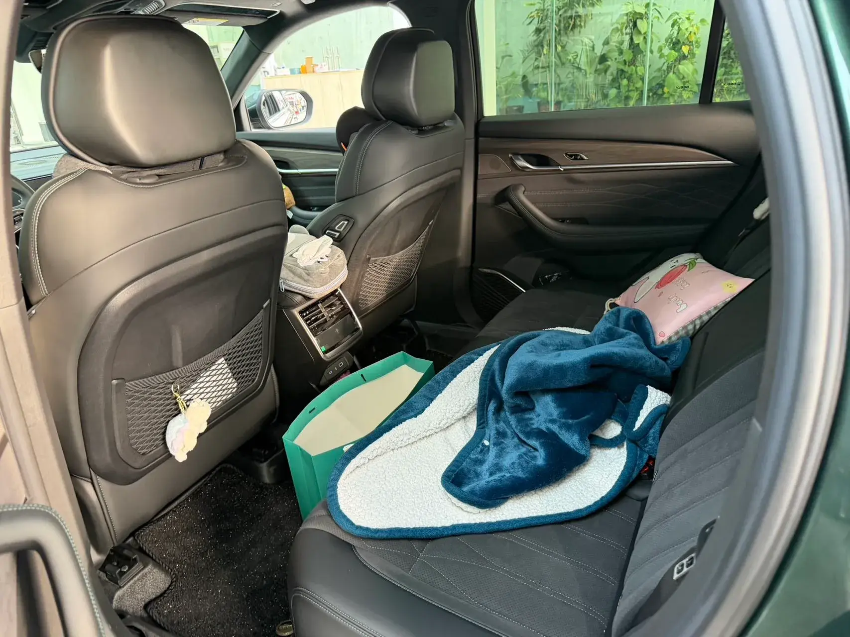 2025 GEELY MONJARO thumbnail 4