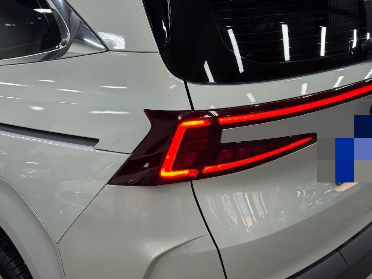 2021 Hyundai Custo 2.0T 236HP L4 8AT,autocango,china used car exporter,china ev exporter,chinese used car exporter,chinese used ev exporter