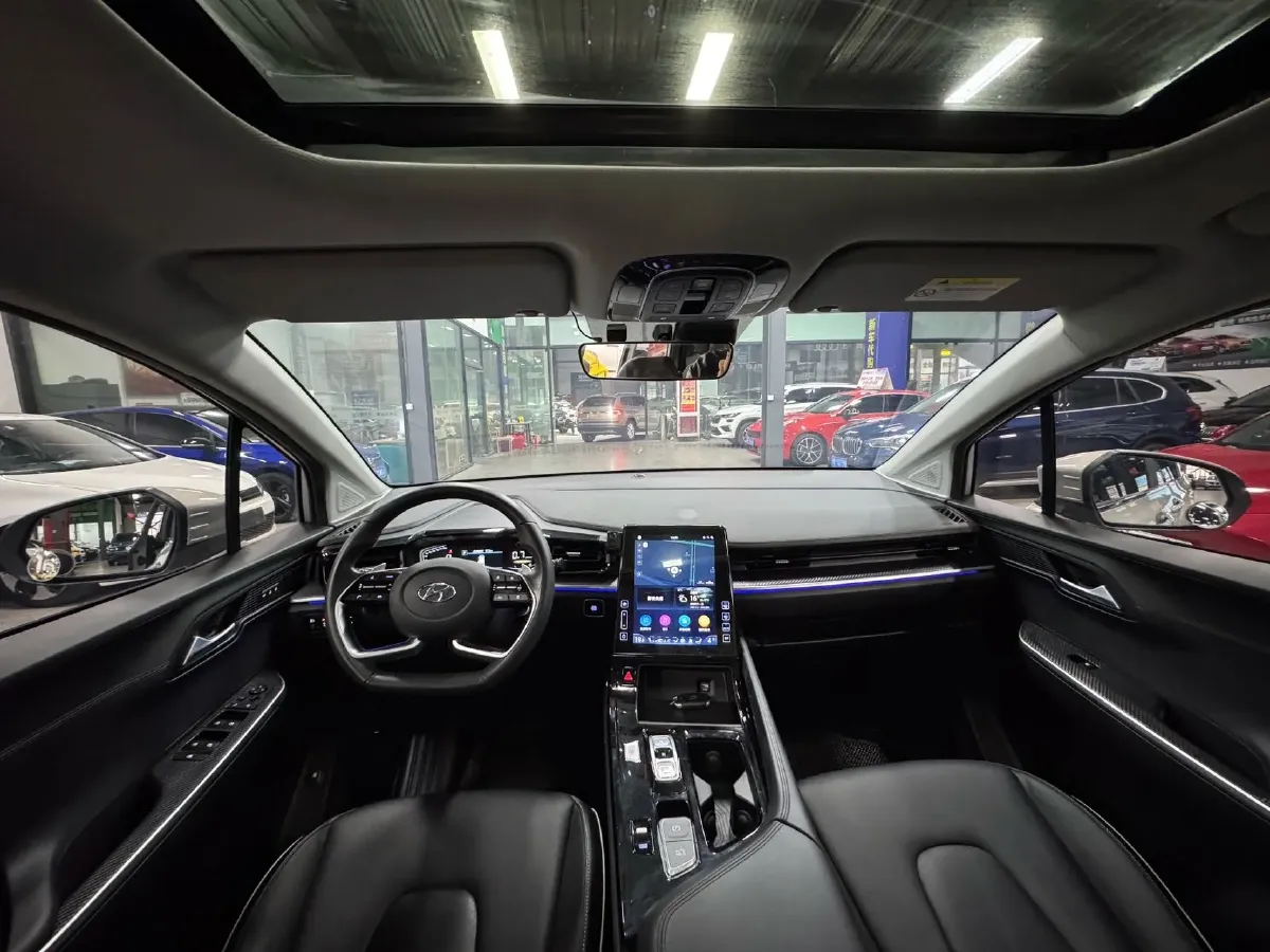 2021 Hyundai Custo 2.0T 236HP L4 8AT,autocango,china used car exporter,china ev exporter,chinese used car exporter,chinese used ev exporter