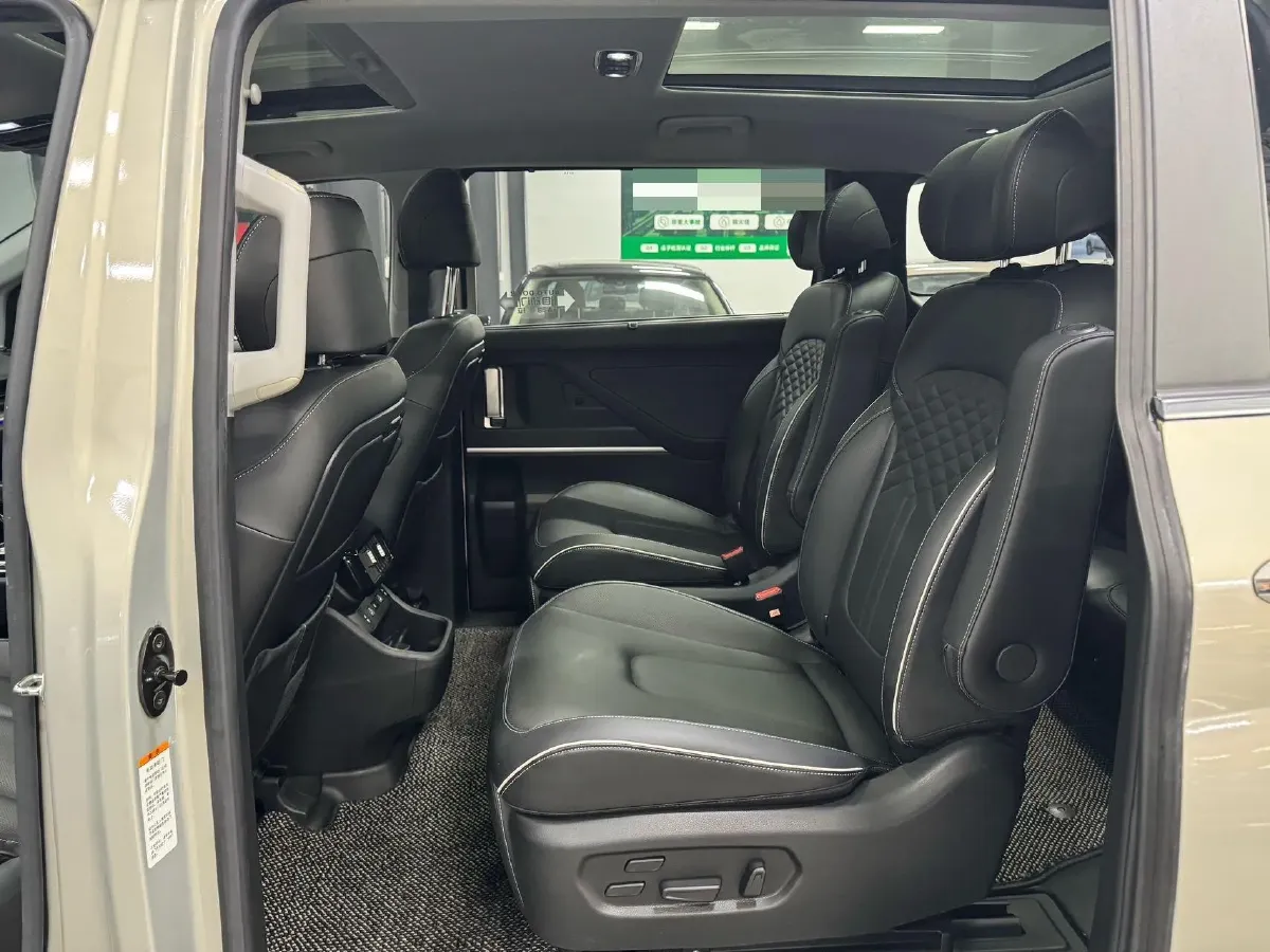 2021 Hyundai Custo 2.0T 236HP L4 8AT,autocango,china used car exporter,china ev exporter,chinese used car exporter,chinese used ev exporter