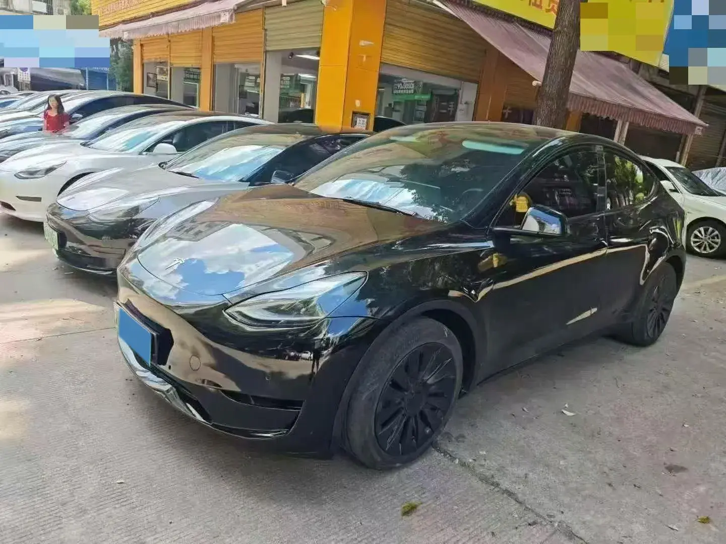 2023 TESLA MODEL thumbnail 3